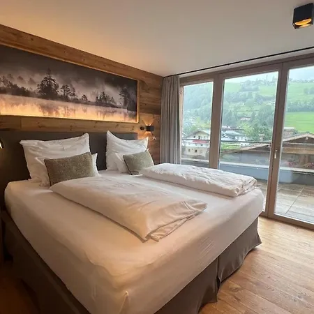 4br Penthouse In Luis Apartment Kaprun